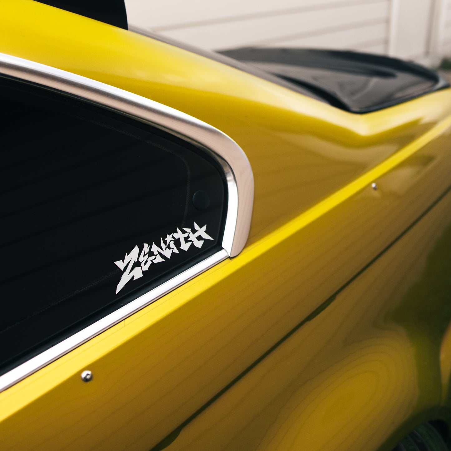STAR LOGO DECAL